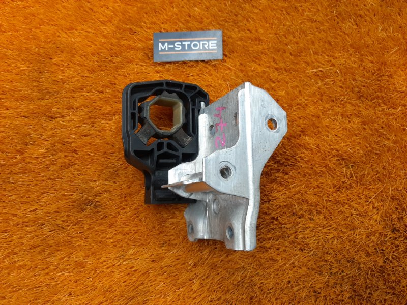 Кронштейн радиатора, 810 рублей, Красноярск