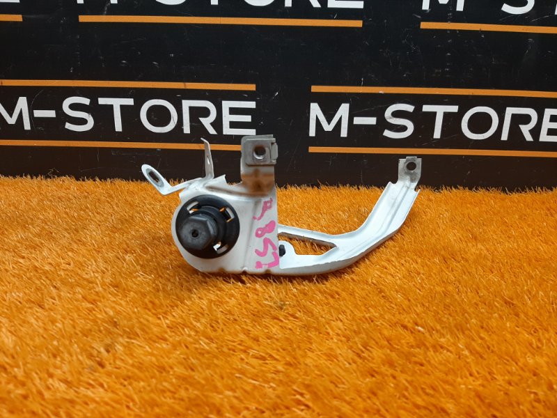 крепление крыла, 980 рублей, Красноярск