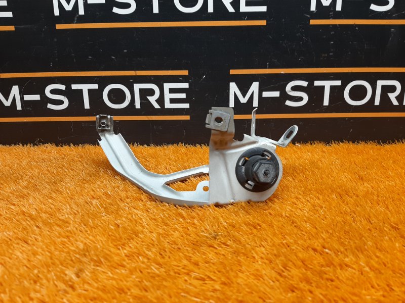 крепление крыла, 980 рублей, Красноярск