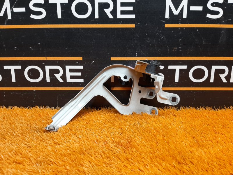 крепление крыла, 980 рублей, Красноярск