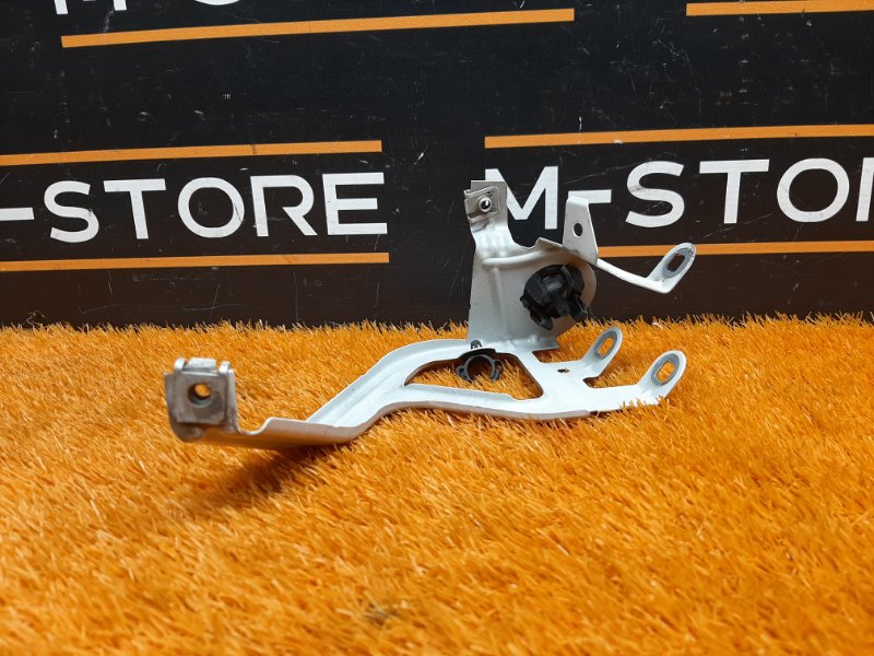 крепление крыла, 980 рублей, Красноярск