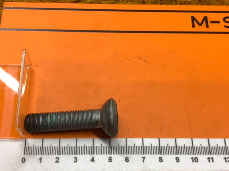 болт ступичный, 510 рублей, Красноярск