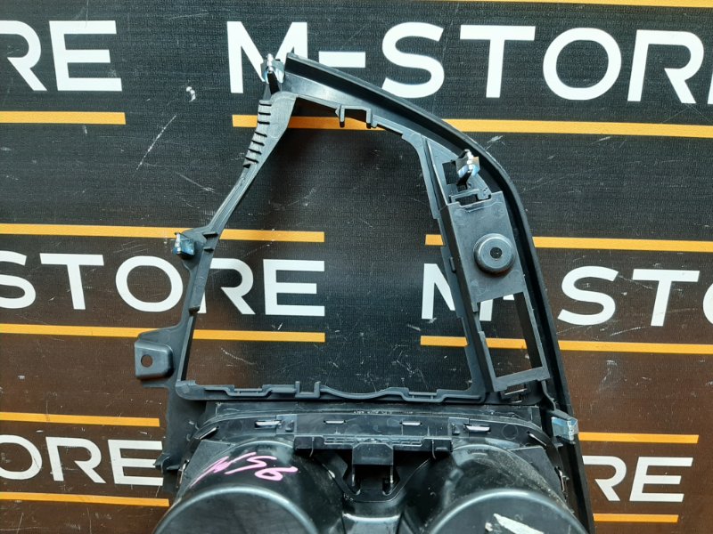 Накладка центральной консоли, 2000 рублей, Красноярск