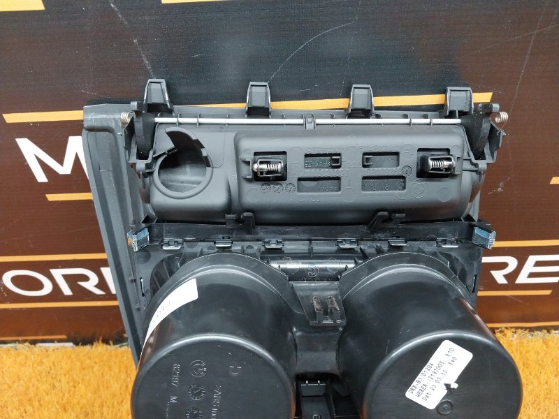 Накладка центральной консоли, 2000 рублей, Красноярск