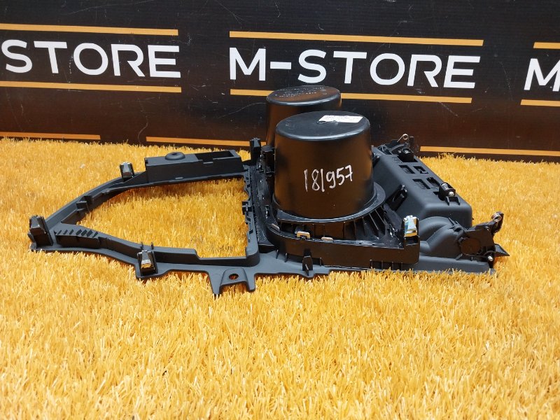 Накладка центральной консоли, 2000 рублей, Красноярск