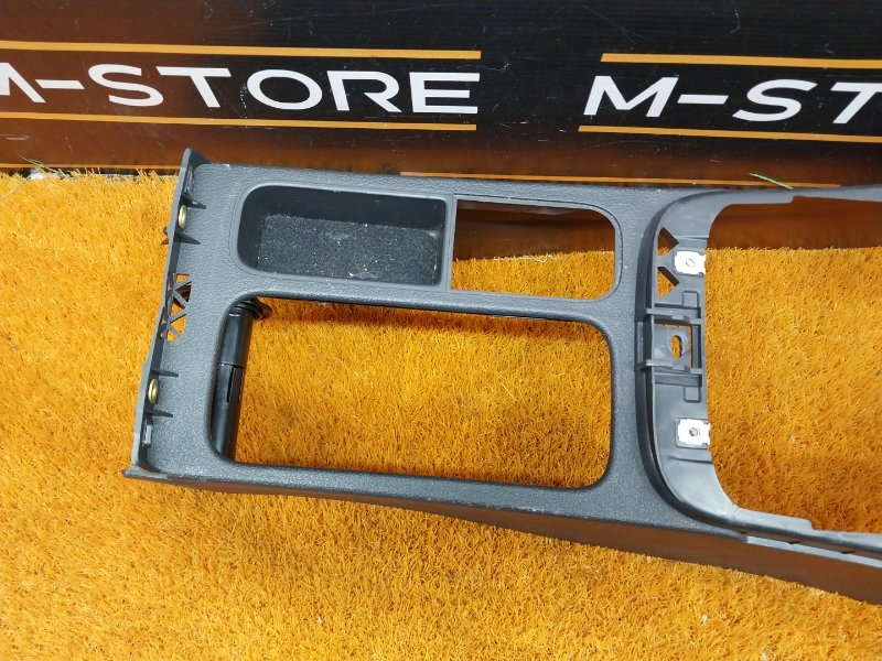 Консоль между сидений, 480 рублей, Красноярск