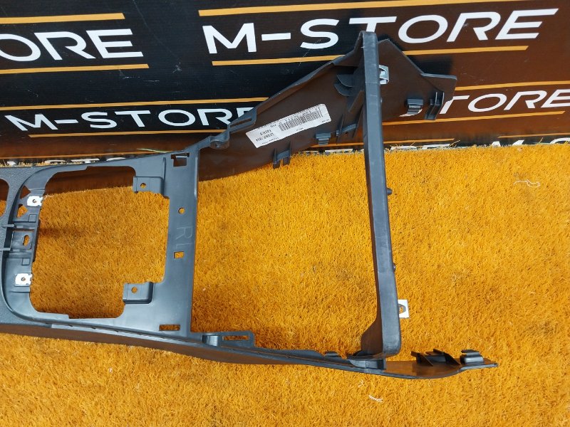 Консоль между сидений, 480 рублей, Красноярск