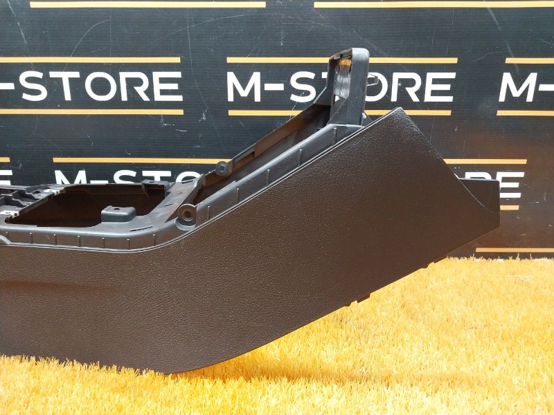 Консоль между сидений, 480 рублей, Красноярск