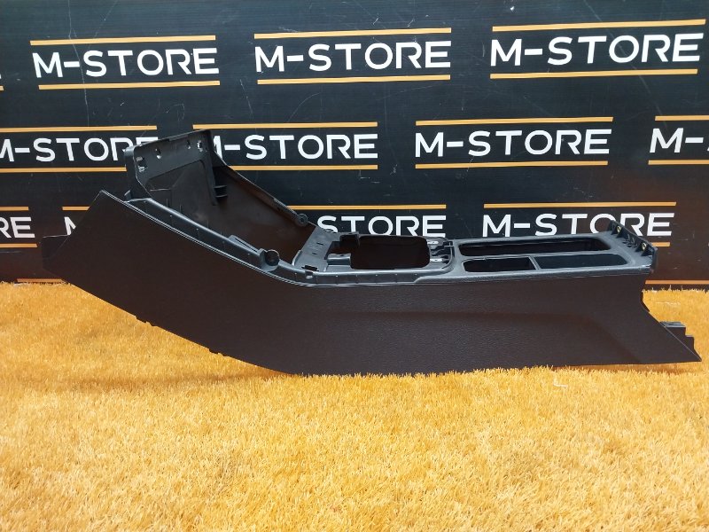 Консоль между сидений, 480 рублей, Красноярск