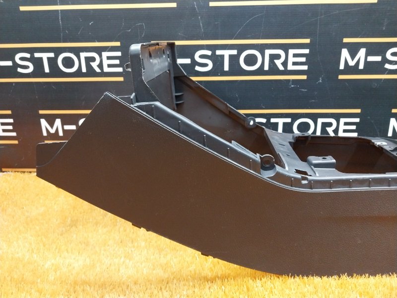 Консоль между сидений, 480 рублей, Красноярск