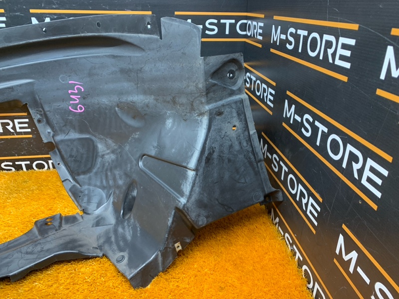 подкрылок, 1200 рублей, Красноярск