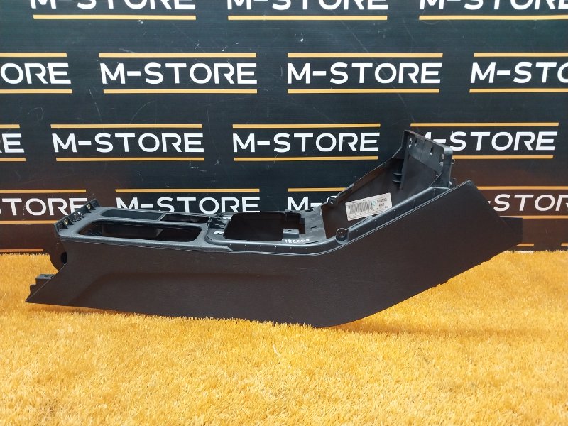 Консоль между сидений, 670 рублей, Красноярск