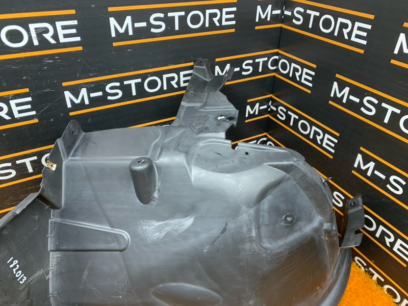 подкрылок, 1000 рублей, Красноярск