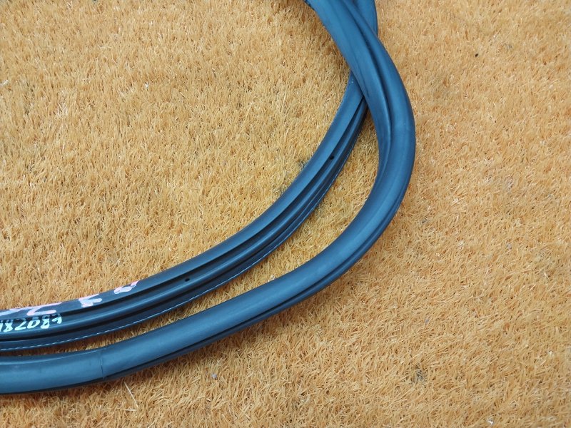 уплотнитель двери, 930 рублей, Красноярск