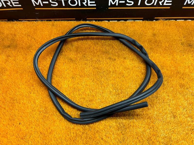 Уплотнитель капота, 1520 рублей, Красноярск