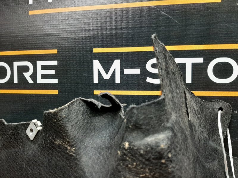 подкрылок, 1000 рублей, Красноярск