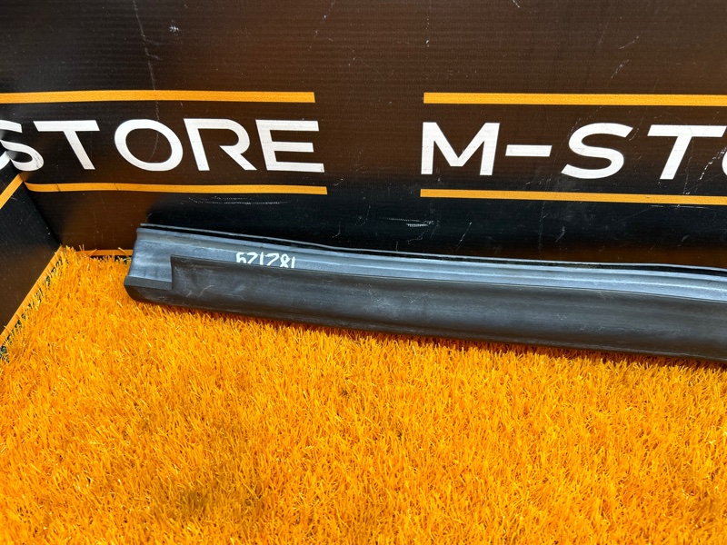 Уплотнитель капота, 610 рублей, Красноярск