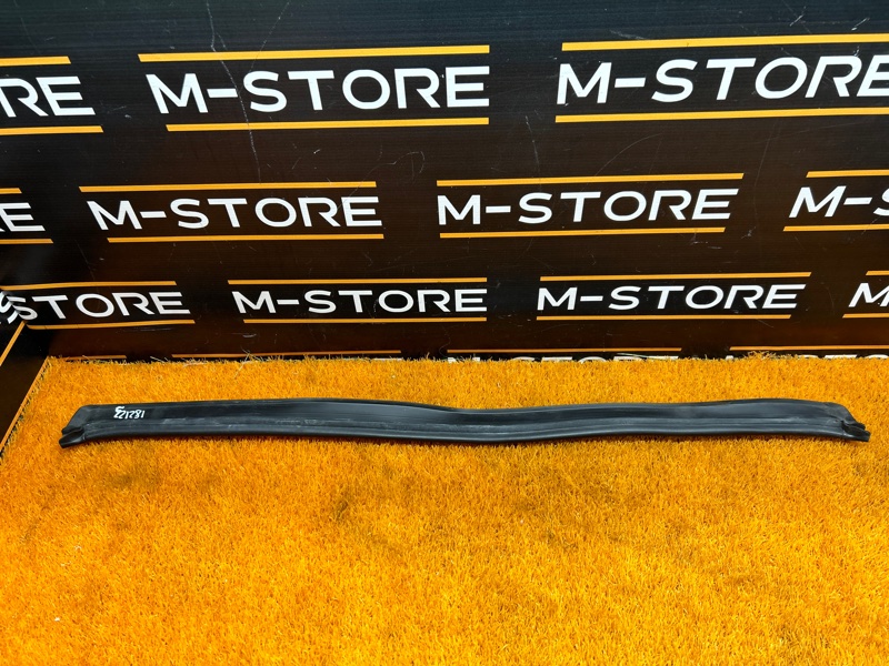 Уплотнитель капота, 610 рублей, Красноярск