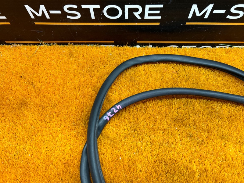 Уплотнитель капота, 630 рублей, Красноярск