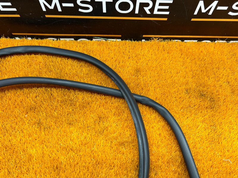 Уплотнитель капота, 630 рублей, Красноярск