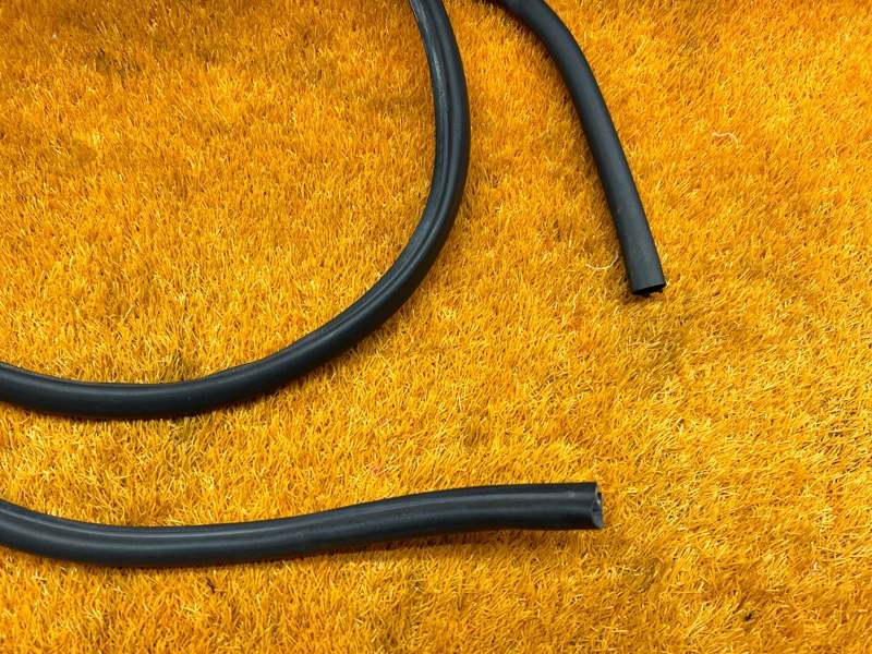 Уплотнитель капота, 630 рублей, Красноярск