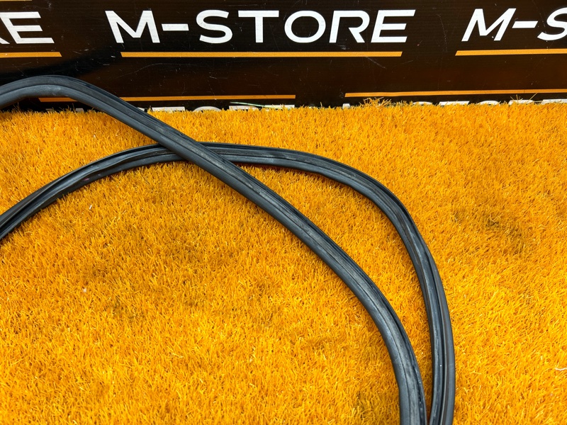 Уплотнитель капота, 630 рублей, Красноярск