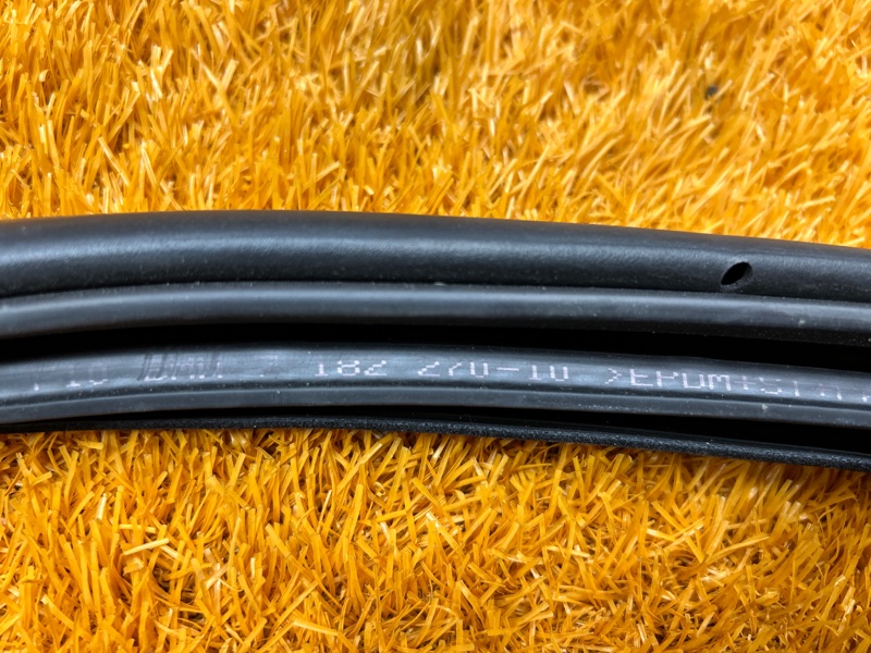 уплотнитель двери, 930 рублей, Красноярск