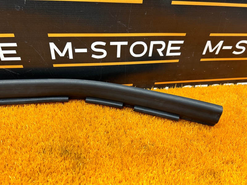 Уплотнитель капота, 610 рублей, Красноярск