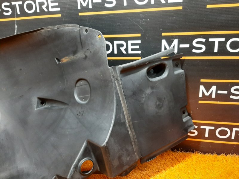 подкрылок, 700 рублей, Красноярск