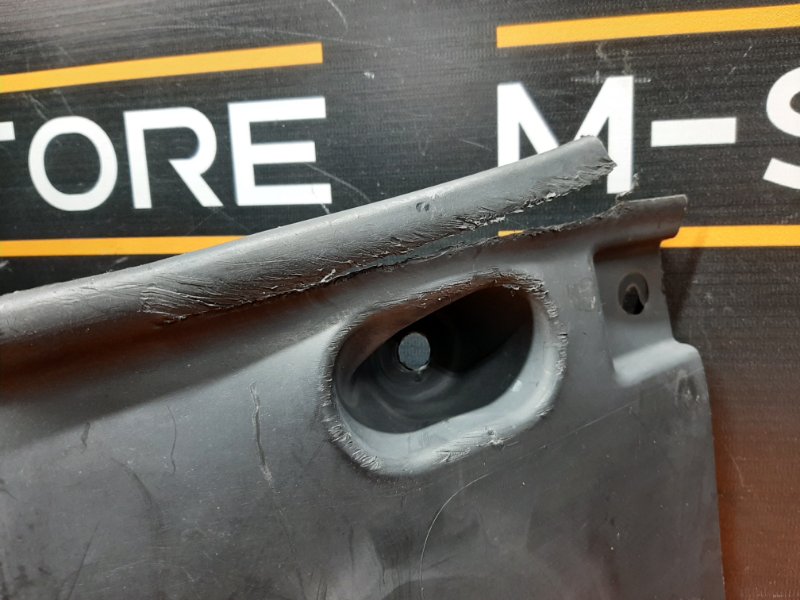 подкрылок, 700 рублей, Красноярск