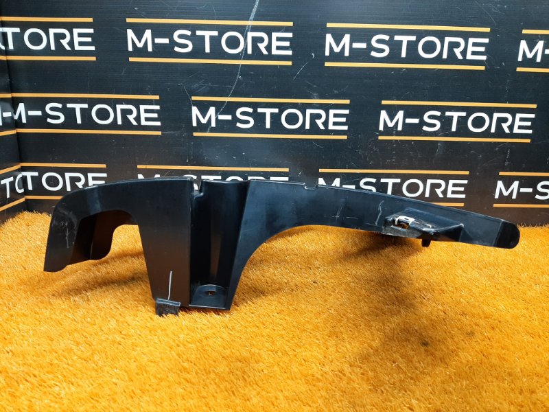 крепление бампера, 800 рублей, Красноярск