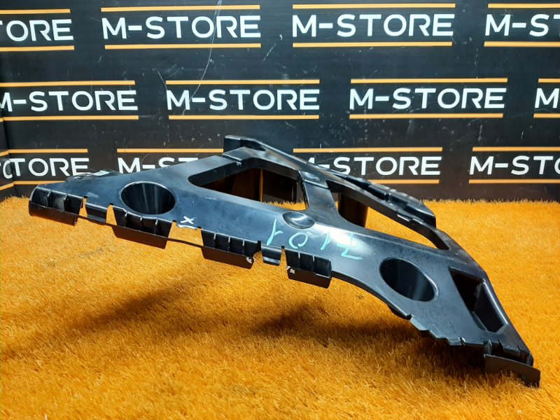 крепление бампера, 800 рублей, Красноярск