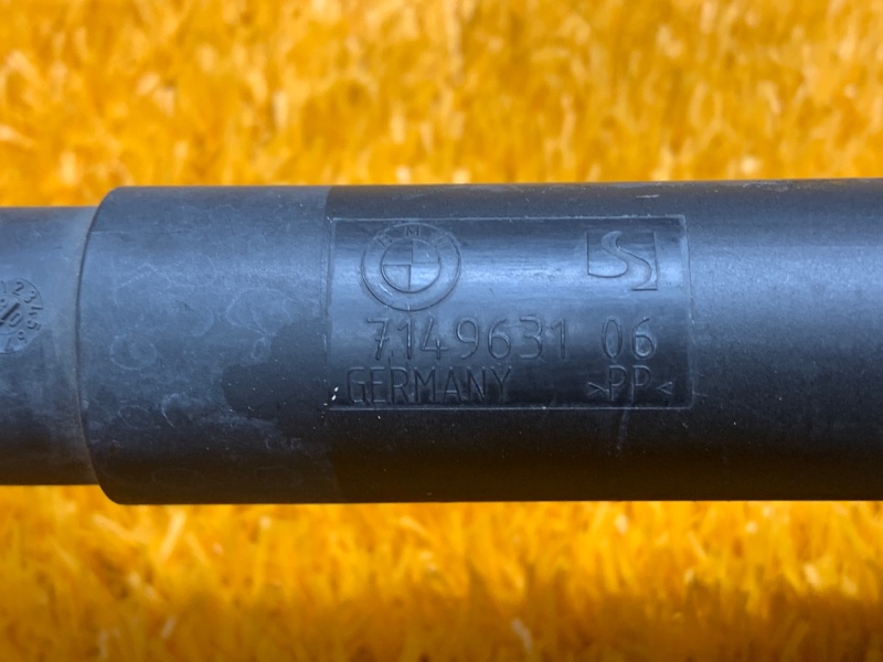 амортизатор багажника, 700 рублей, Красноярск