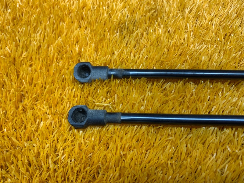 амортизатор багажника, 700 рублей, Красноярск