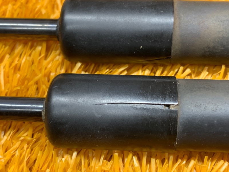 амортизатор багажника, 700 рублей, Красноярск