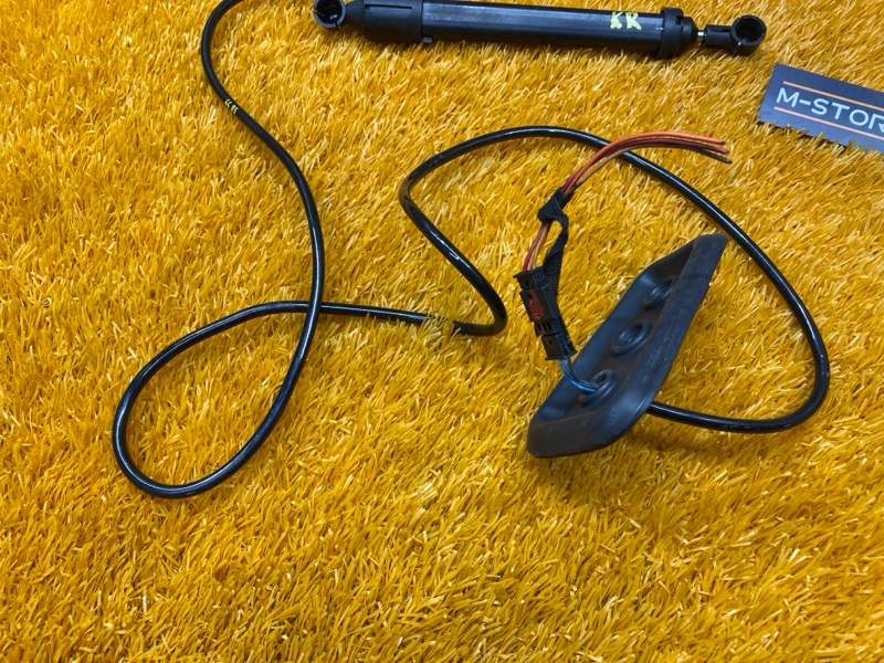 амортизатор багажника, 1200 рублей, Красноярск