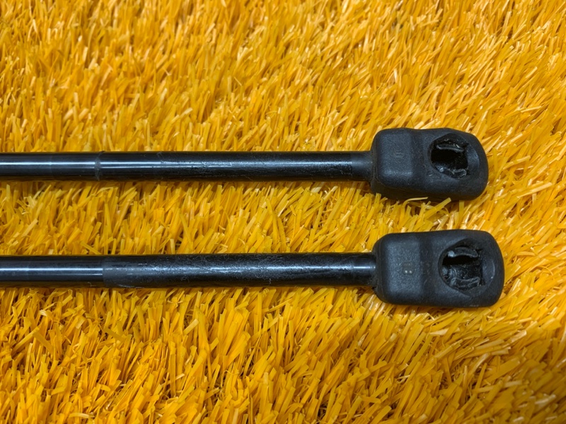 амортизатор капота, 500 рублей, Красноярск