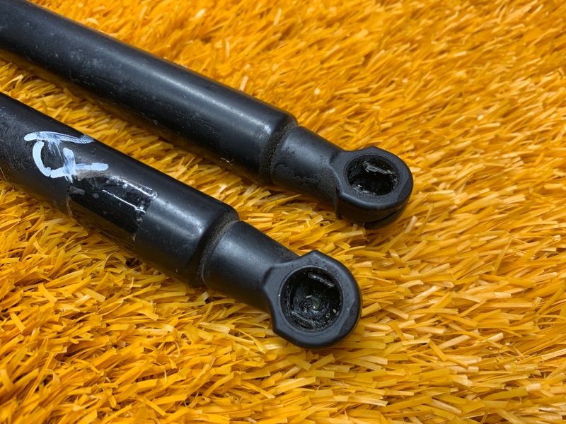 амортизатор капота, 1000 рублей, Красноярск