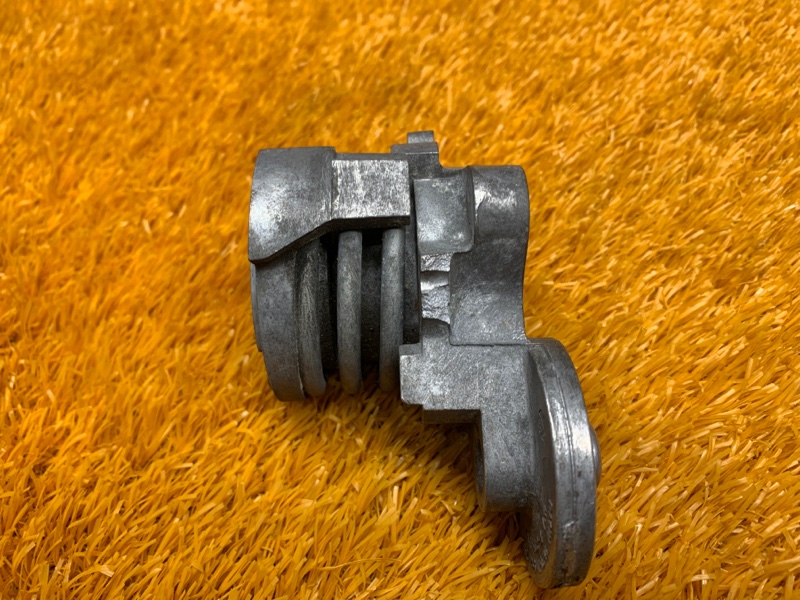 Натяжитель приводного ремня, 200 рублей, Красноярск