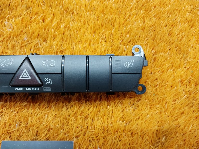 Блок кнопок (подогрев сидений), 1200 рублей, Красноярск