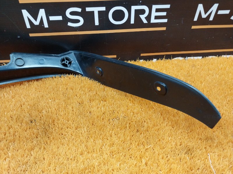 Водосток багажника, 510 рублей, Красноярск