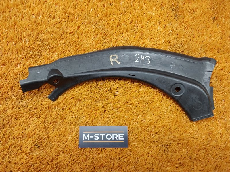 Водосток багажника, 190 рублей, Красноярск