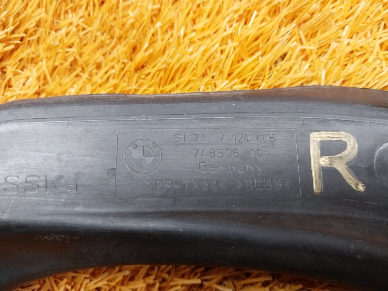 Водосток багажника, 190 рублей, Красноярск