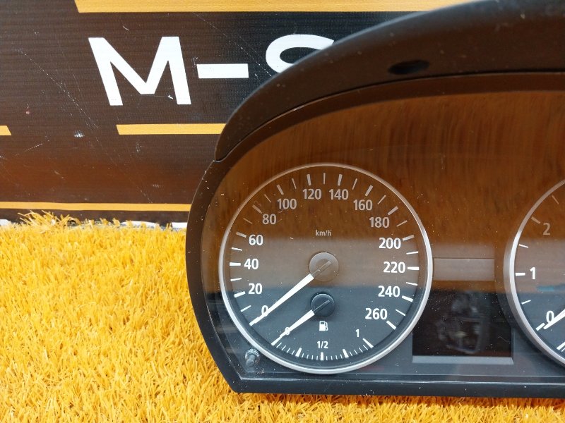 щиток приборов, 1000 рублей, Красноярск