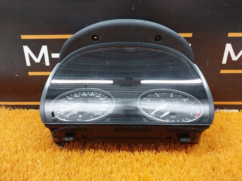 щиток приборов, 1000 рублей, Красноярск