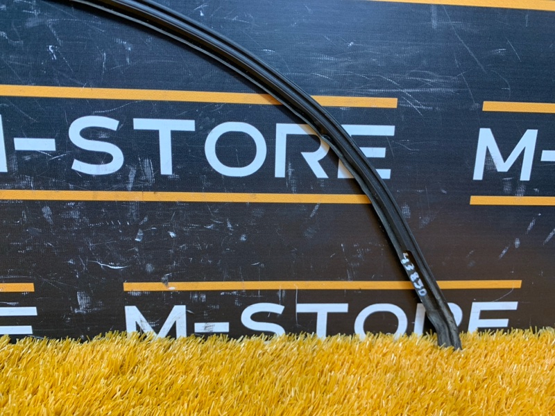 молдинг лобового стекла, 450 рублей, Красноярск