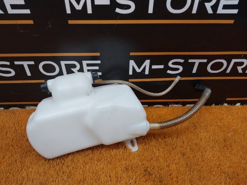 Бачок омывателя фар, 300 рублей, Красноярск