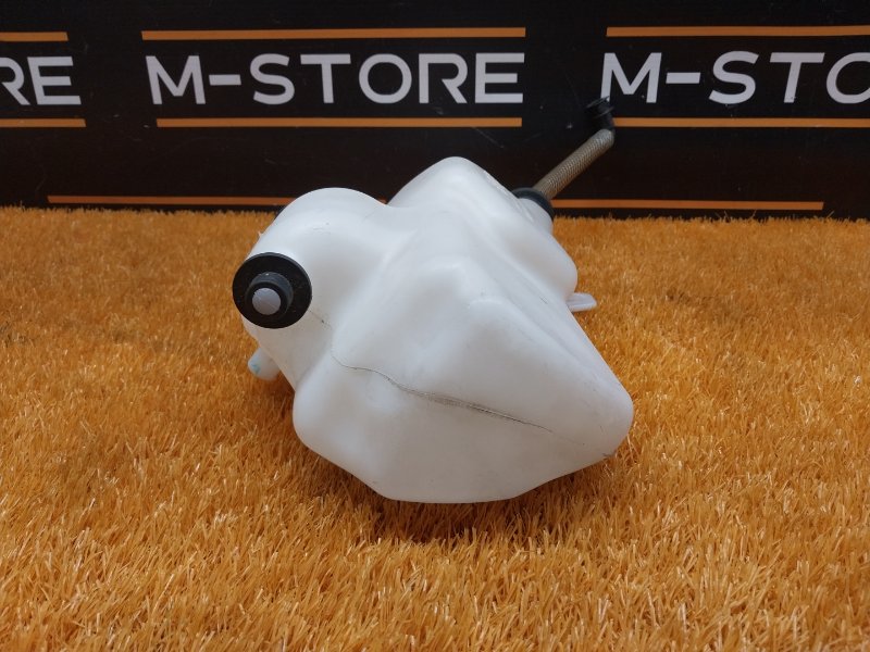 Бачок омывателя фар, 300 рублей, Красноярск