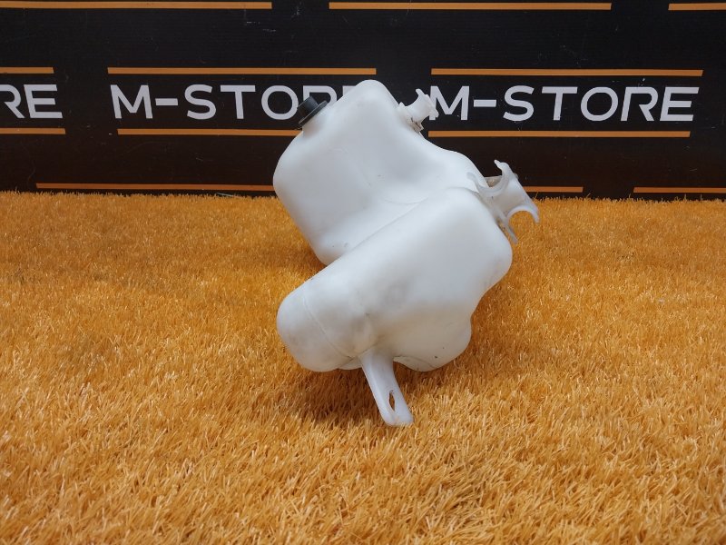 Бачок омывателя фар, 350 рублей, Красноярск