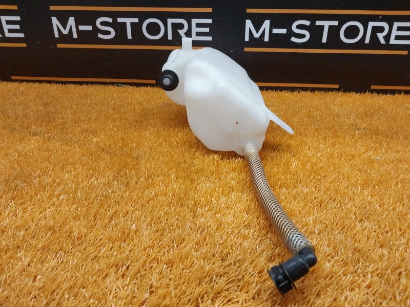 Бачок омывателя фар, 300 рублей, Красноярск